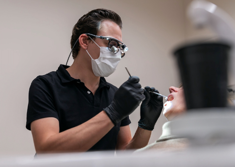 Regenerative Therapien in der Zahnmedizin für langfristige Zahngesundheit - DentalGut in Mainz