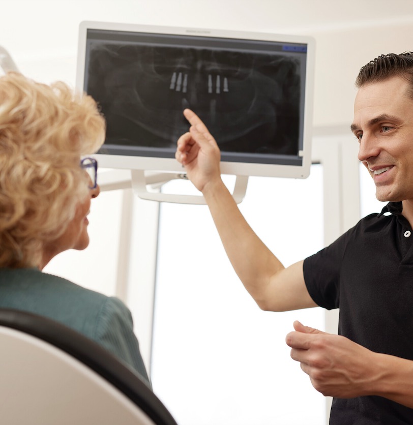 Weichgewebschirurgie bei Implantaten: Für Stabilität und natürliche Schönheit bei DentalGut in Mainz